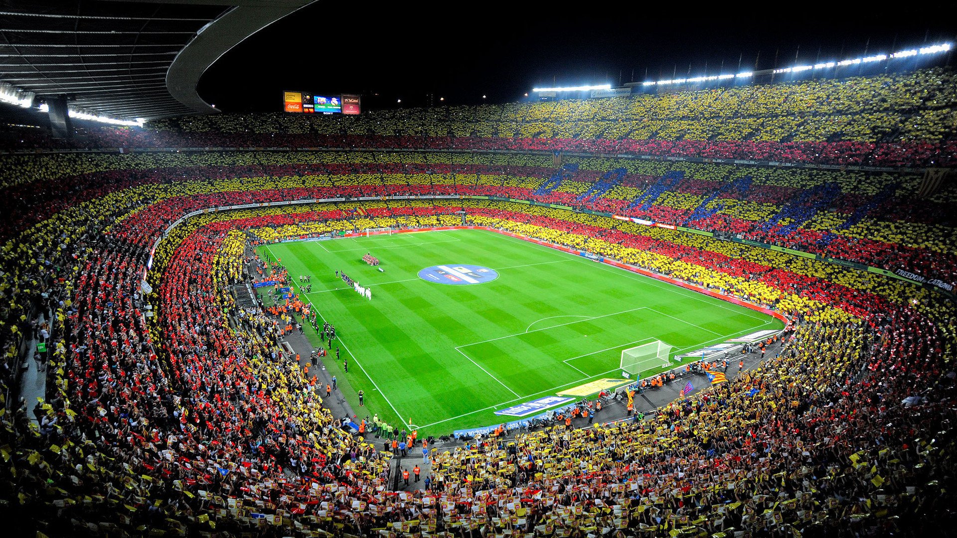 核爆纽约!字母哥狂轰54+18,尼克斯0.3秒压哨绝杀76人,篮筐都在颤抖!